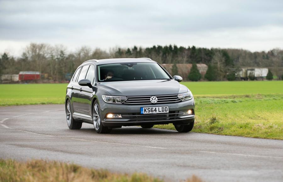  Volkswagen Passat Estate GT 2015 года  (фото 8 из 23)